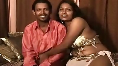 Indian beauty with big tits sucked for sweet milk